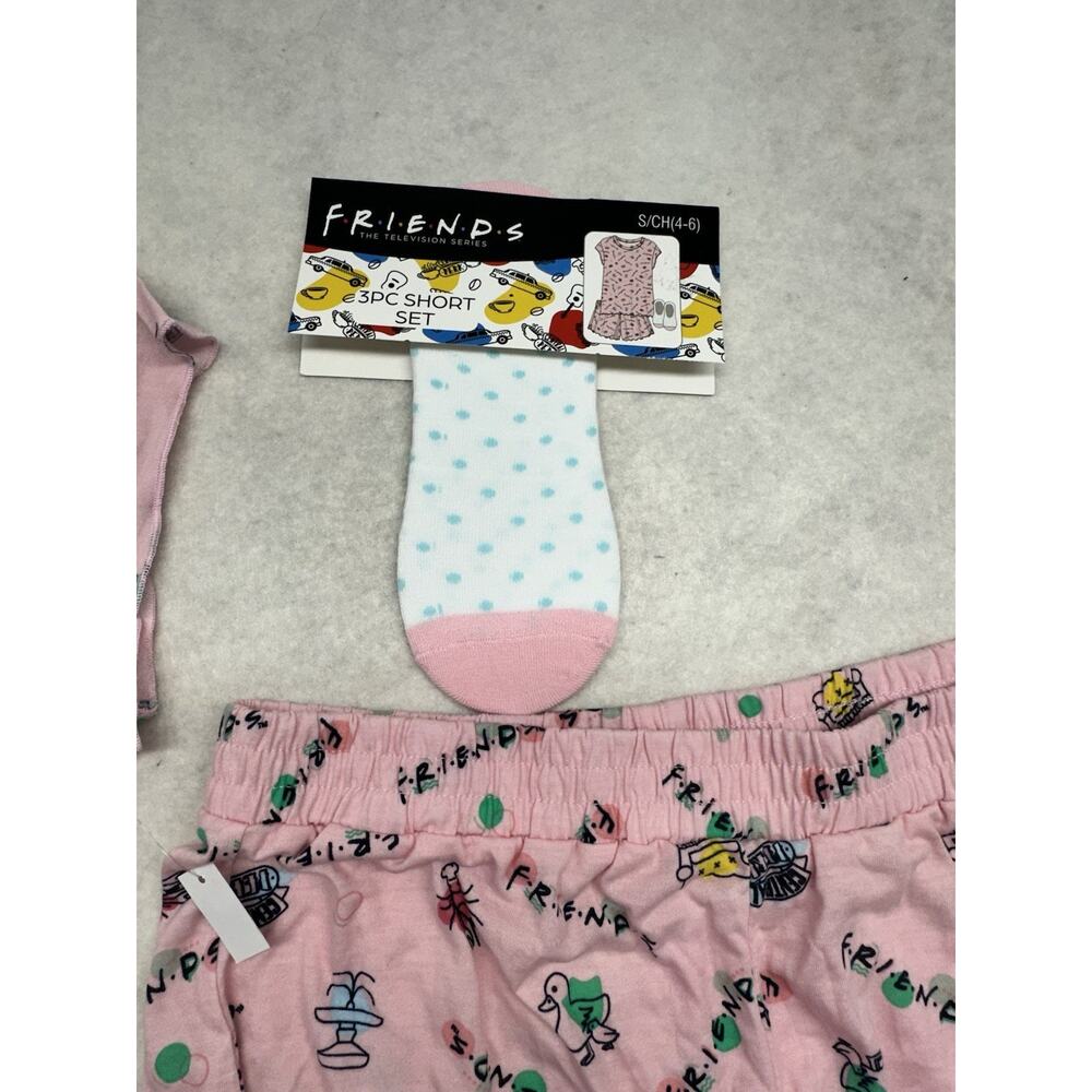 Friends TV Show Womens Pajama Set Size Small Pink Tee Shorts Socks Sleep Set - Picture 2 of 9
